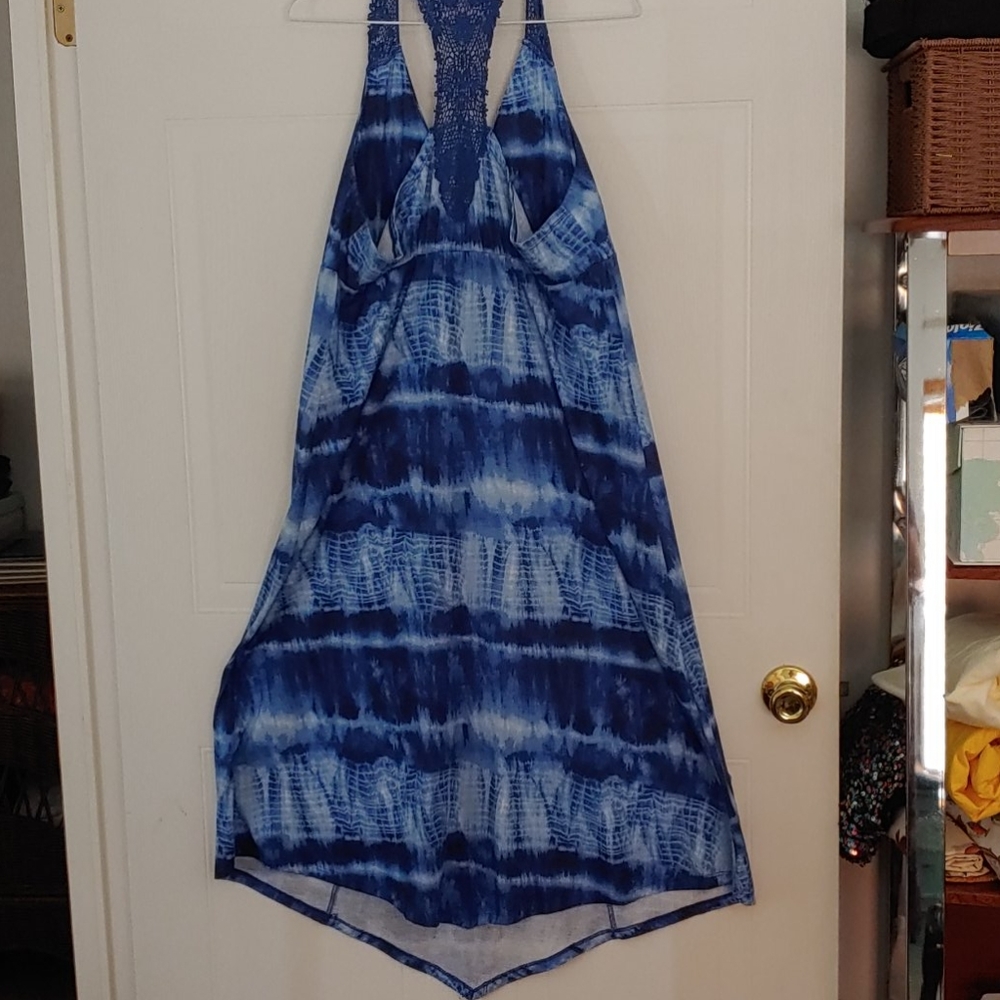 Dress - Picture 2 of 4